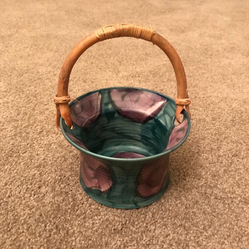 🔥 3/$15 purple+teal Ceramic basket w/bamboo handle